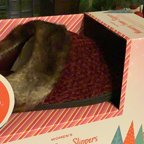 Totes Toasties Women's Memory Foam Chenille Slippers Medium 7-8, Color Henna - Picture 3 of 6